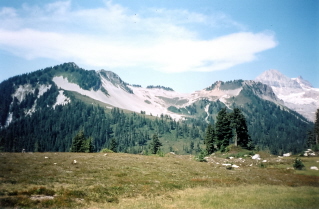 Mountains to west of Elfin Lakes. Another trail heads towards them 2004-08.